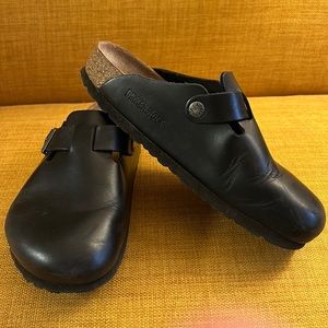 Birkenstock Boston leather clog in black, sz.37 (6.5 US), EUC.